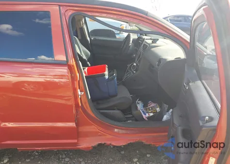 2010 Dodge Caliber Sxt z USA, uszkodzony, nr VIN 1B3CB4HA9AD618750